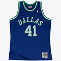 Dirk Nowitzki Dallas Mavericks 1998-99 Swingman Road Jersey